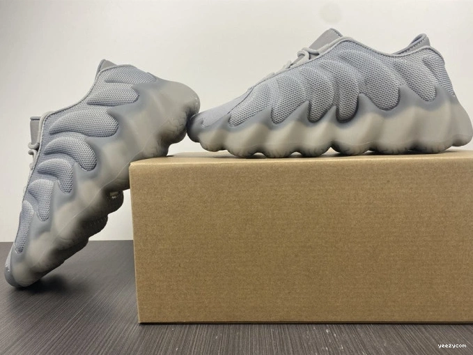 400 ADIDAS H68033 YEEZY 1031